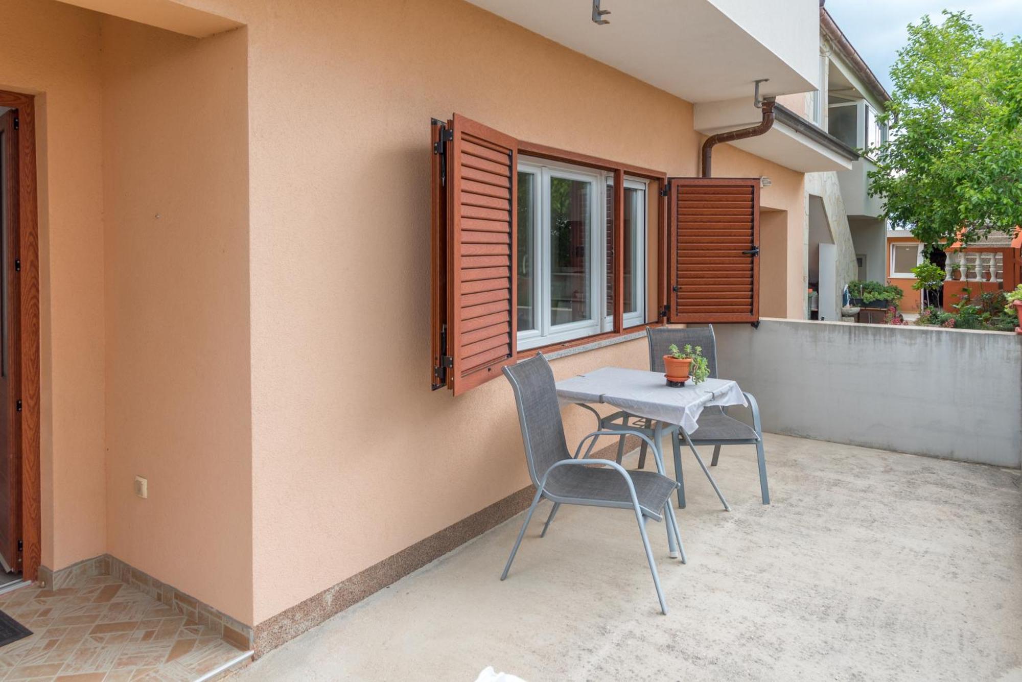 Studio apartment Nin Esterno foto