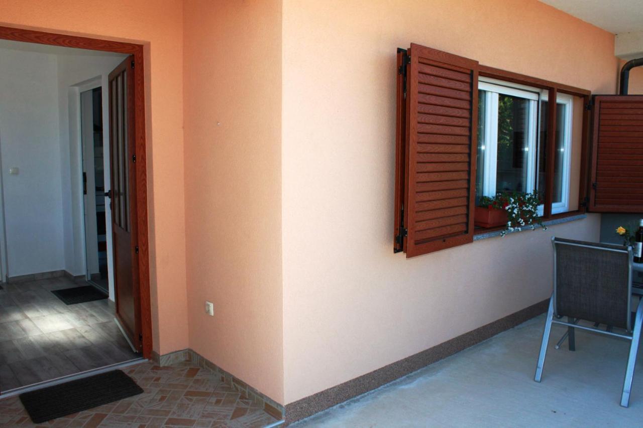 Studio apartment Nin Esterno foto